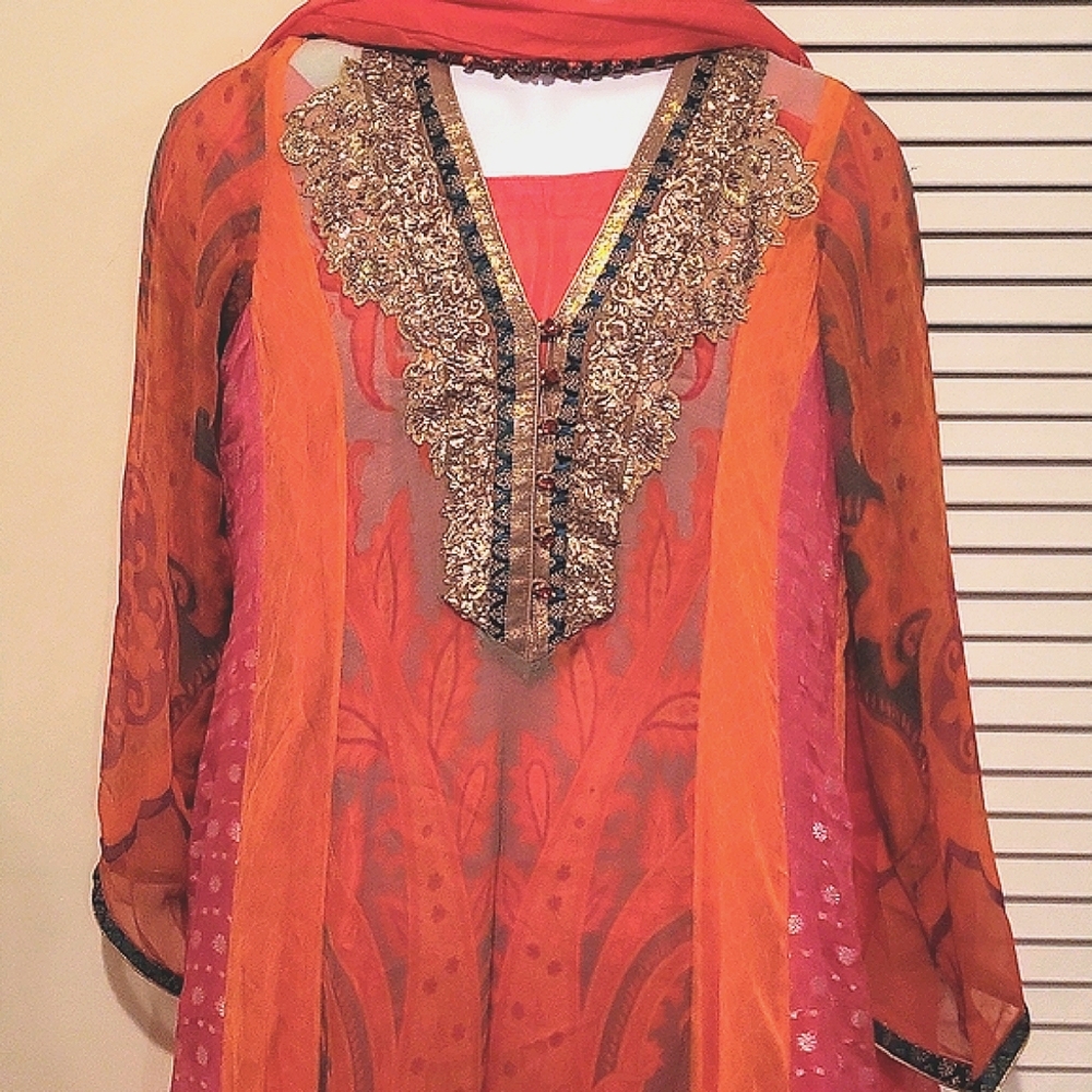 Sobia Nazir Pink and Gold Elegant Designer Dress